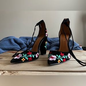 Shoe Republic LA pointed heels